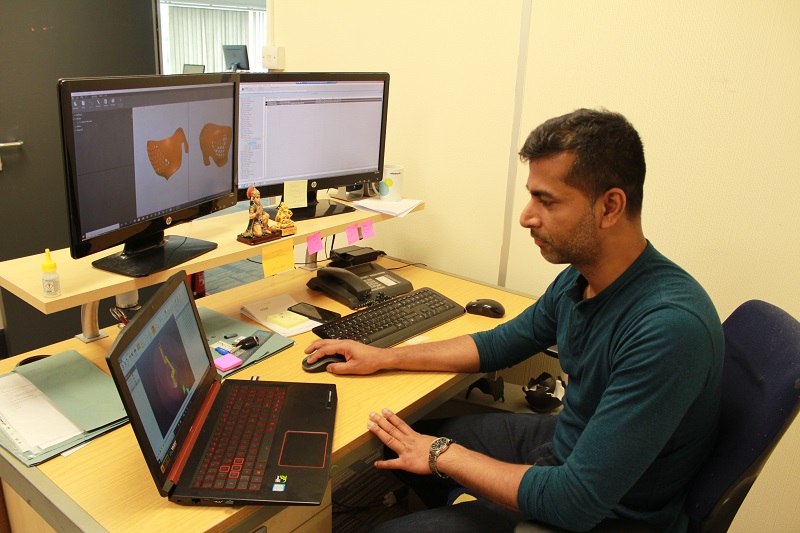 London Orthotic Consultancy staff using the Rodin4D technology