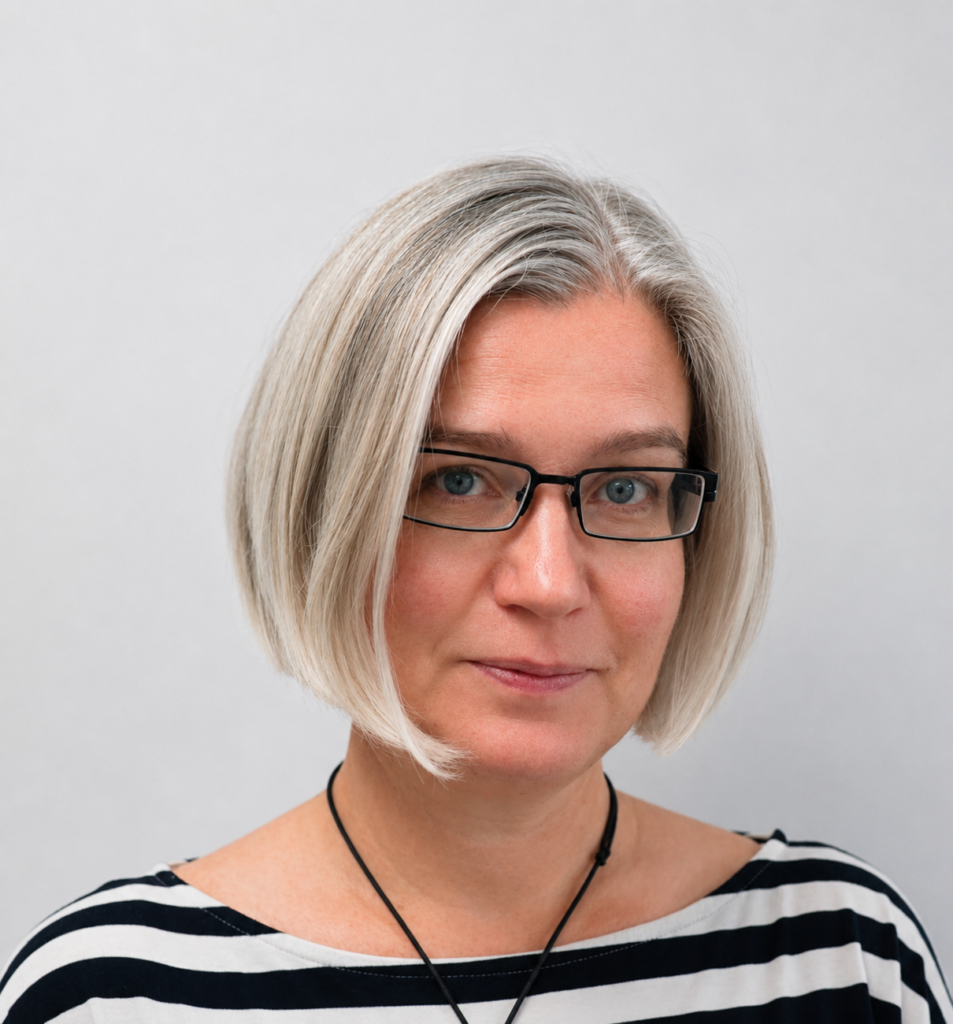 Joanne Drake